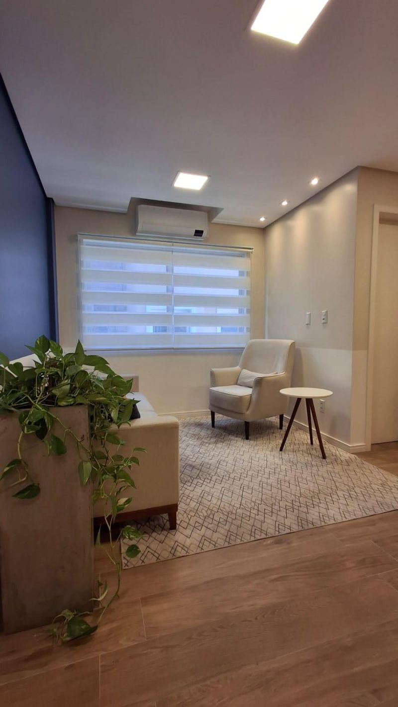 Sala com 1 banheiro e 47m² à venda no bairro Centro, Taquara