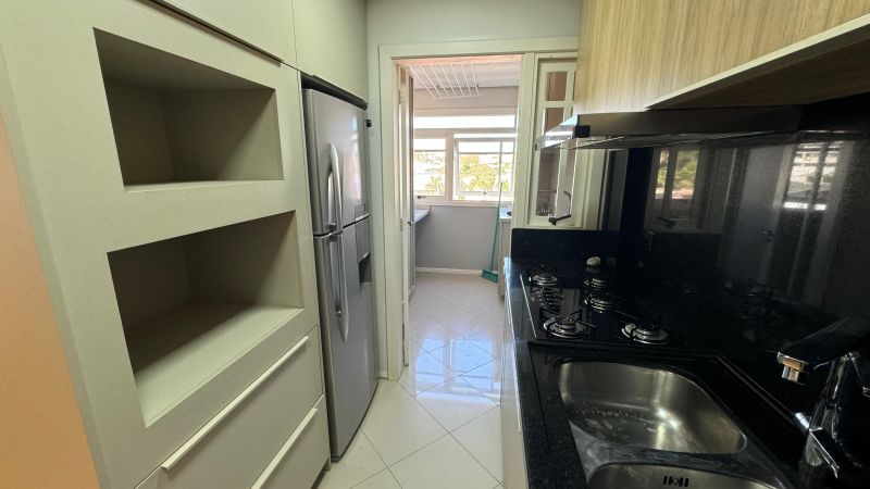 Apartamento com 3 quartos, 2 banheiros e 140m² à venda no bairro Centro, Taquara