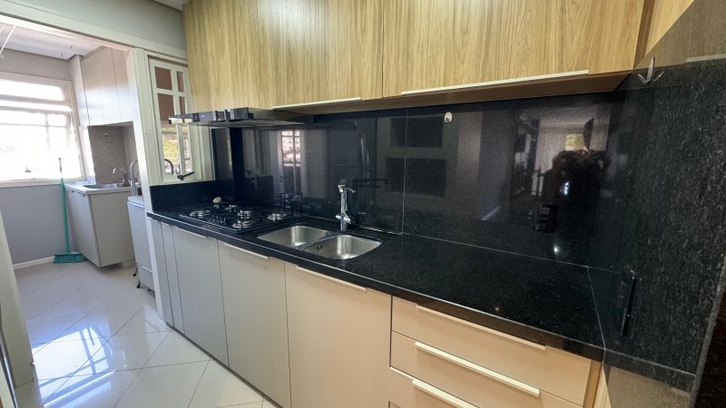 Apartamento com 3 quartos, 2 banheiros e 140m² à venda no bairro Centro, Taquara