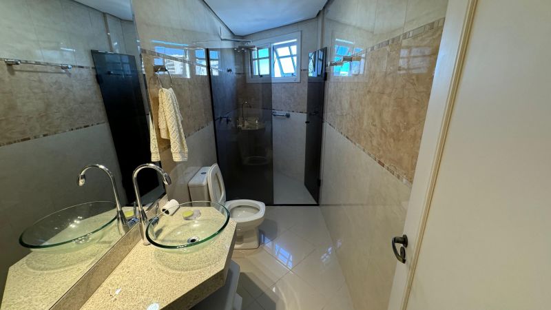 Apartamento com 3 quartos, 2 banheiros e 140m² à venda no bairro Centro, Taquara