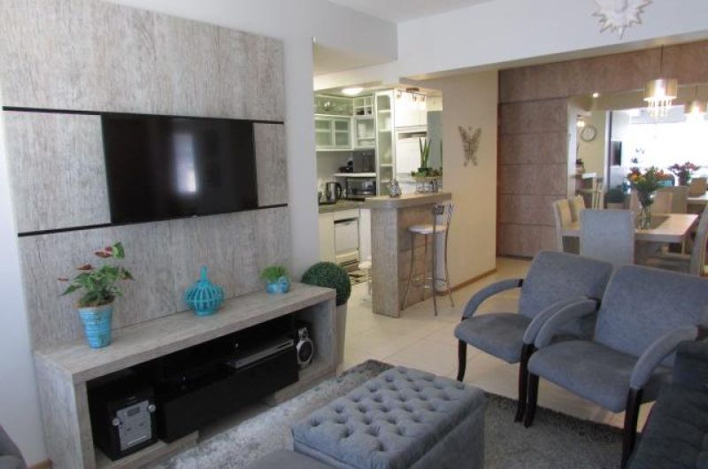 Apartamento com 2 quartos, 1 banheiro e 80m² à venda no bairro Centro, Taquara