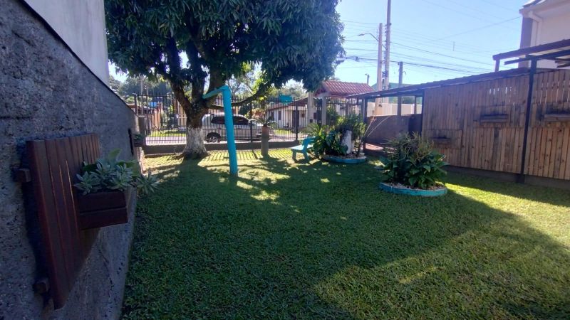 Casa em bairro Petrópolis