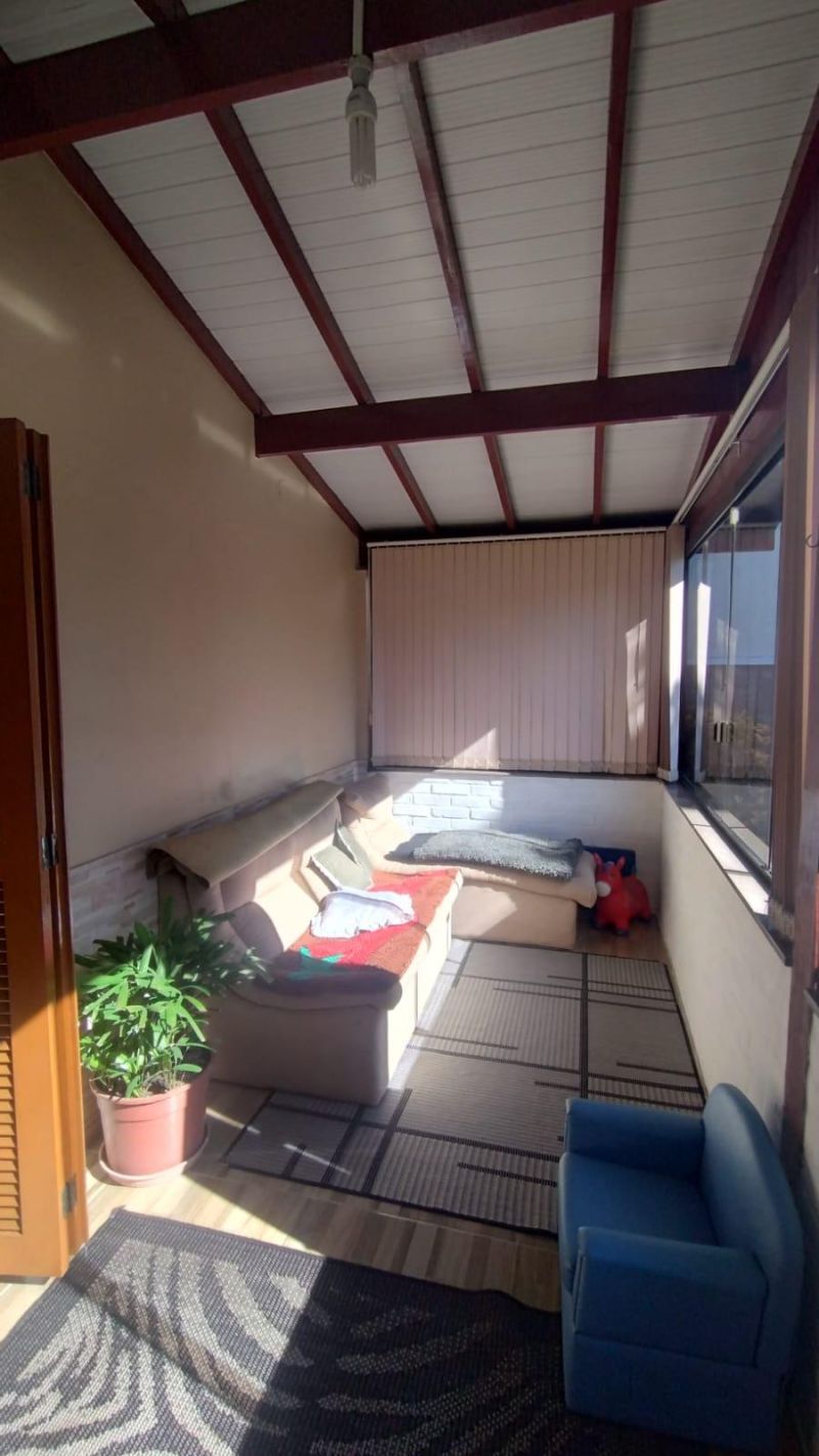 Casa em bairro Petrópolis