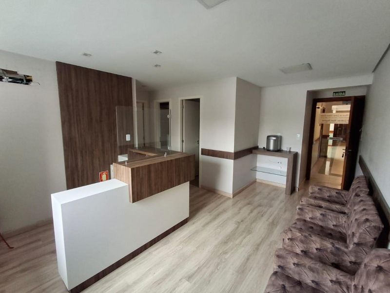 Sala com 2 banheiros e 50m² à venda no bairro Centro, Taquara