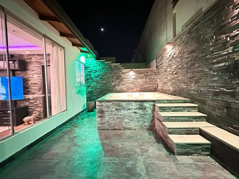 Prédio com 2 quartos e 5 banheiros à venda no bairro Centro, Taquara