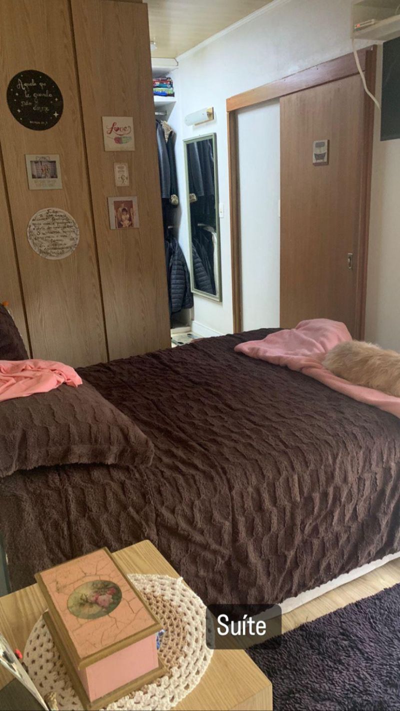 Casa com 2 quartos, 3 banheiros e 180m² à venda no bairro Centro, Taquara