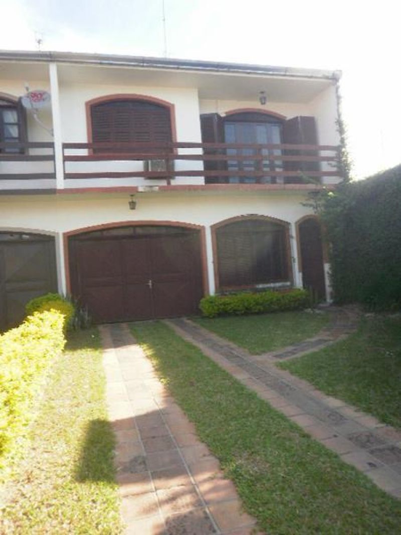 Sobrado com 3 quartos, 3 banheiros e 196m² à venda no bairro Centro, Taquara