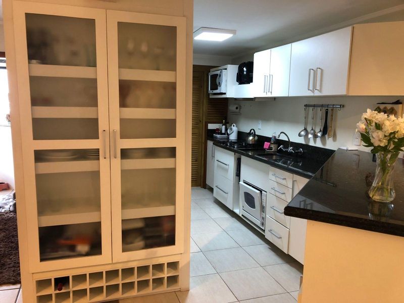 Apartamento com 1 quarto, 2 banheiros e 99m² à venda no bairro Centro, Taquara