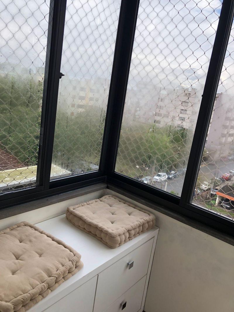 Apartamento com 1 quarto, 2 banheiros e 99m² à venda no bairro Centro, Taquara