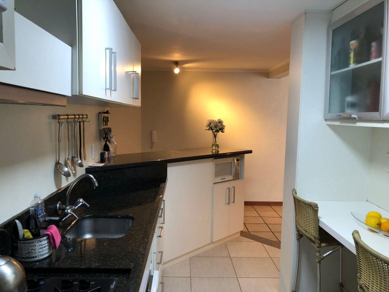 Apartamento com 1 quarto, 2 banheiros e 99m² à venda no bairro Centro, Taquara