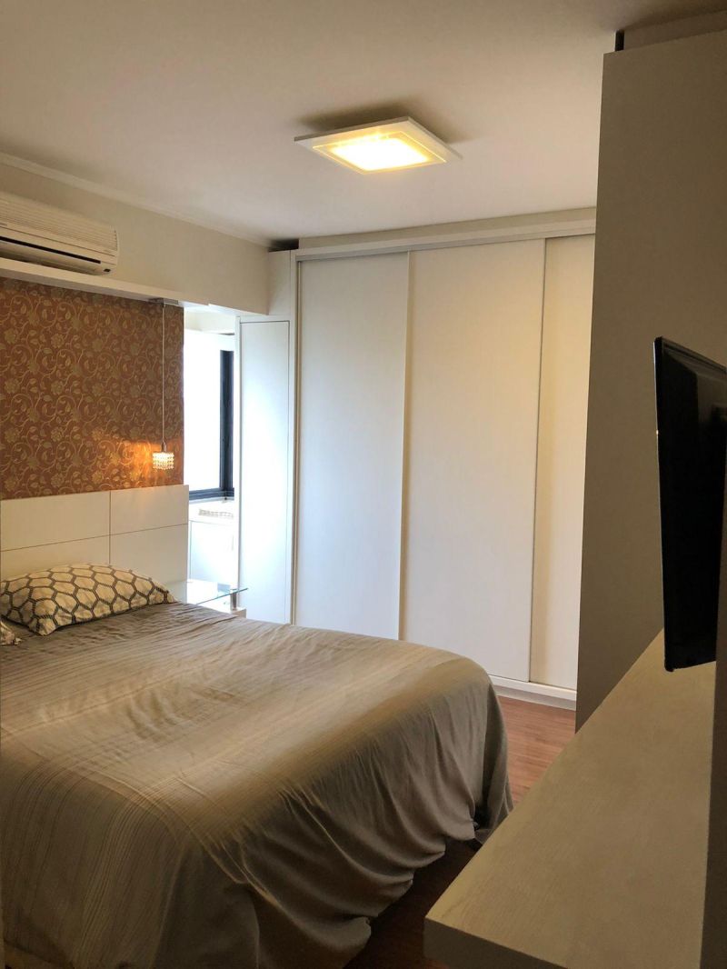 Apartamento com 1 quarto, 2 banheiros e 99m² à venda no bairro Centro, Taquara