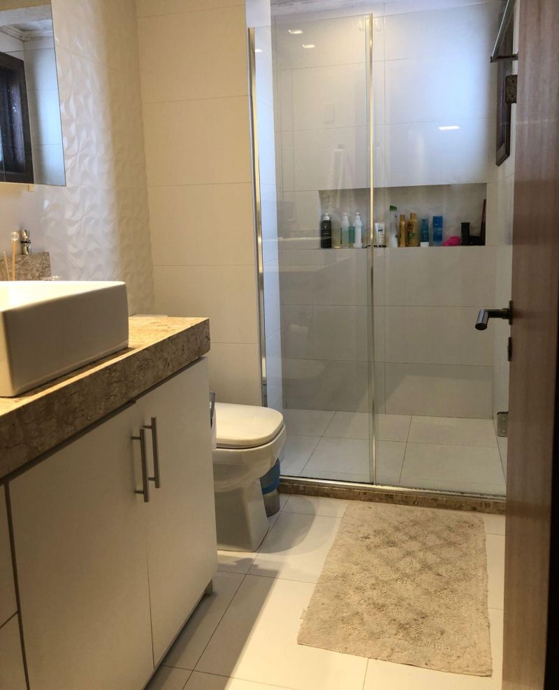 Apartamento com 1 quarto, 2 banheiros e 99m² à venda no bairro Centro, Taquara