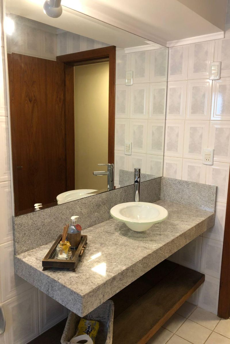 Apartamento com 1 quarto, 2 banheiros e 99m² à venda no bairro Centro, Taquara