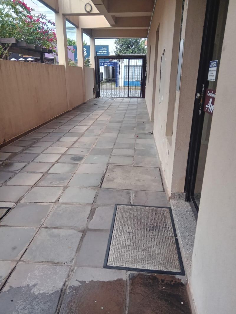 Sala com 1 banheiro e 48m² à venda no bairro Centro, Taquara