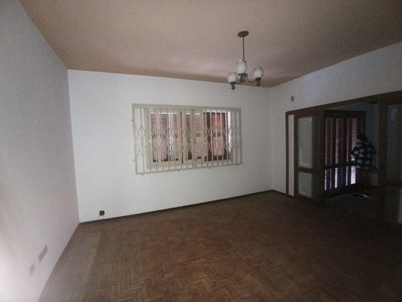 Casa com 3 quartos, 2 banheiros e 196m² à venda no bairro Centro, Taquara
