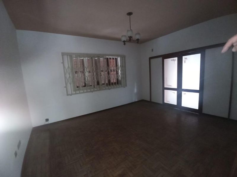 Casa com 3 quartos, 2 banheiros e 196m² à venda no bairro Centro, Taquara