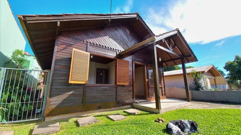 Casa com 2 quartos, 3 banheiros e 100m² à venda no bairro Centro, Taquara