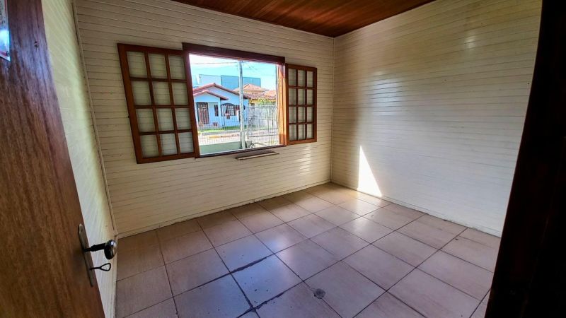 Casa com 2 quartos, 3 banheiros e 100m² à venda no bairro Centro, Taquara