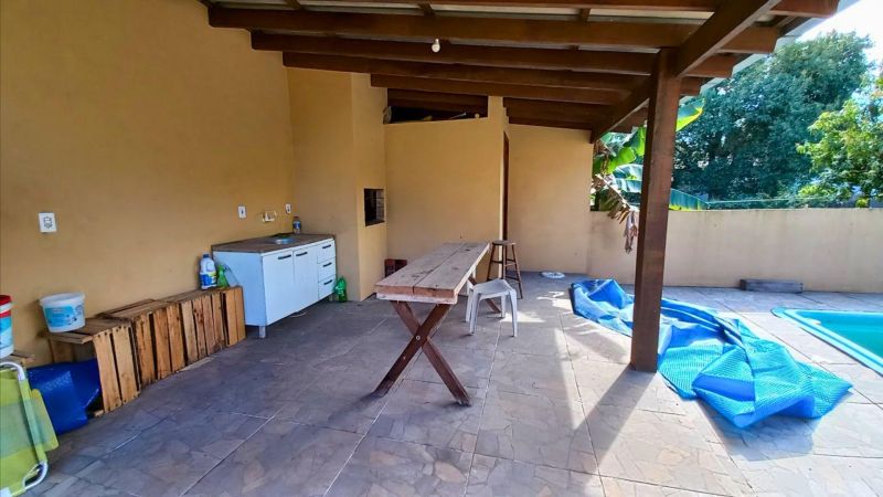 Casa com 2 quartos, 3 banheiros e 100m² à venda no bairro Centro, Taquara
