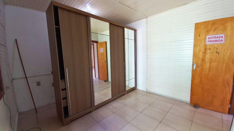 Casa com 2 quartos, 3 banheiros e 100m² à venda no bairro Centro, Taquara