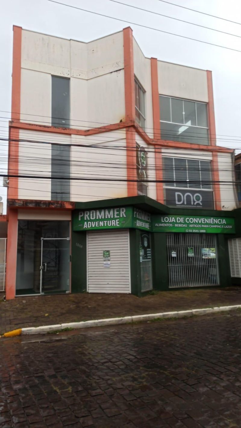 Prédio com 360m² à venda no bairro Centro, Taquara