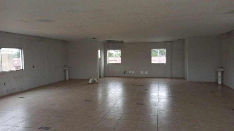 Prédio com 360m² à venda no bairro Centro, Taquara