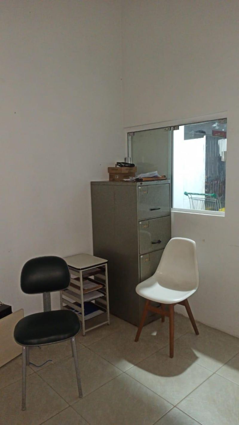 Prédio com 360m² à venda no bairro Centro, Taquara