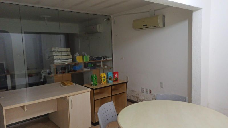 Prédio com 260m² à venda no bairro Centro, Taquara
