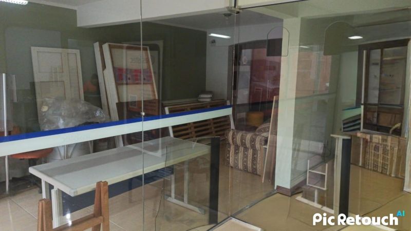 Prédio com 260m² à venda no bairro Centro, Taquara