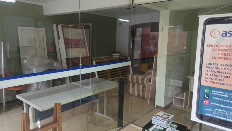 Prédio com 260m² à venda no bairro Centro, Taquara