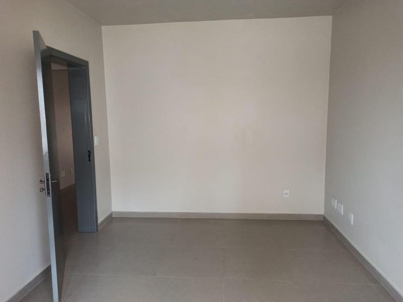 Apartamento com 1 quarto, 1 banheiro e 58m² à venda no bairro Centro, Taquara