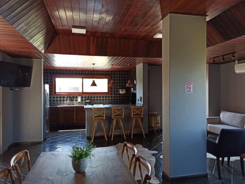 Apartamento com 3 quartos, 3 banheiros e 183m² à venda no bairro Centro, Taquara