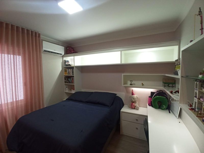 Apartamento com 3 quartos, 3 banheiros e 183m² à venda no bairro Centro, Taquara