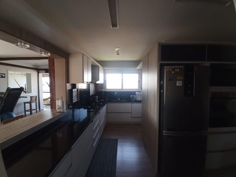 Apartamento com 3 quartos, 3 banheiros e 183m² à venda no bairro Centro, Taquara