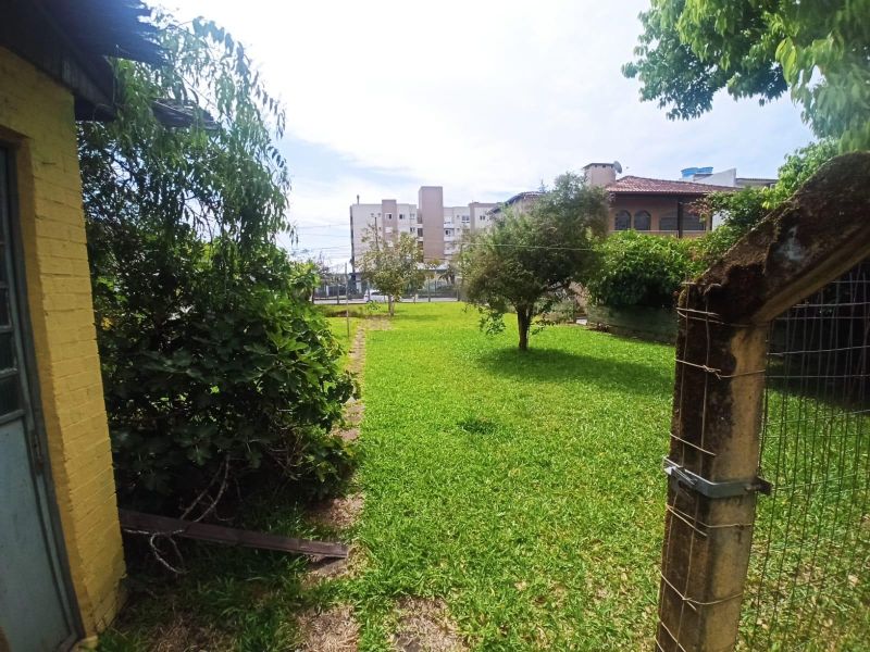 Casa com 3 quartos, 3 banheiros e 440m² à venda no bairro Centro, Taquara