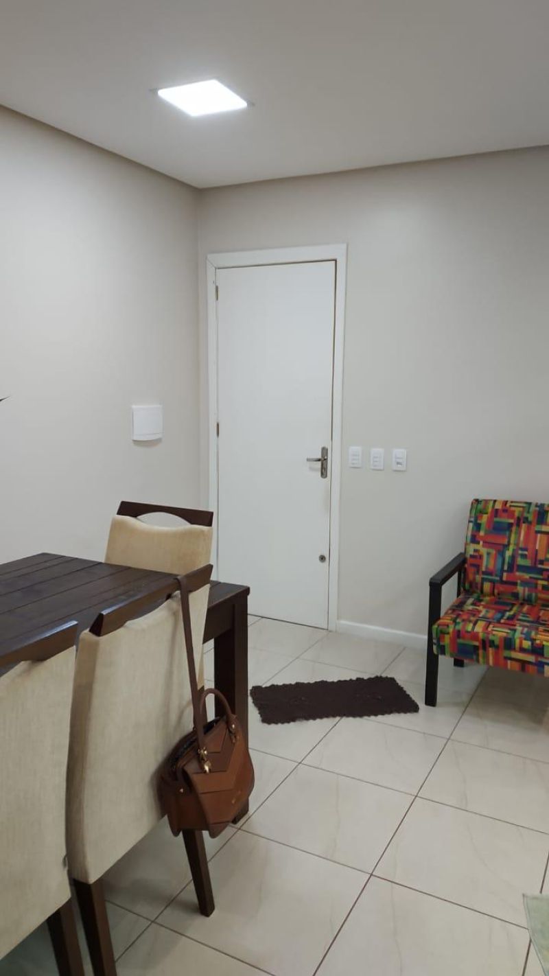 Apartamento com 2 quartos, 1 banheiro e 79m² à venda no bairro Centro, Taquara