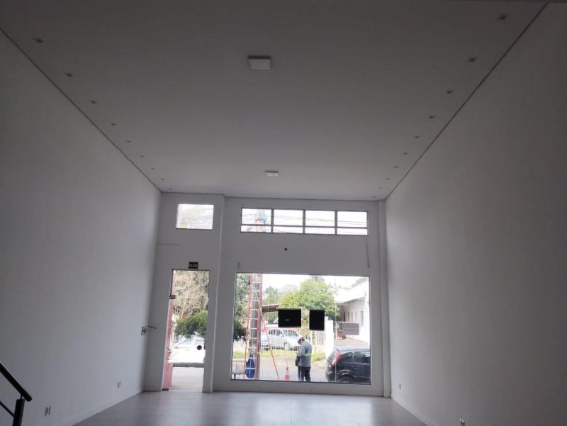 Sala com 1 banheiro e 144m² à venda no bairro Centro, Taquara