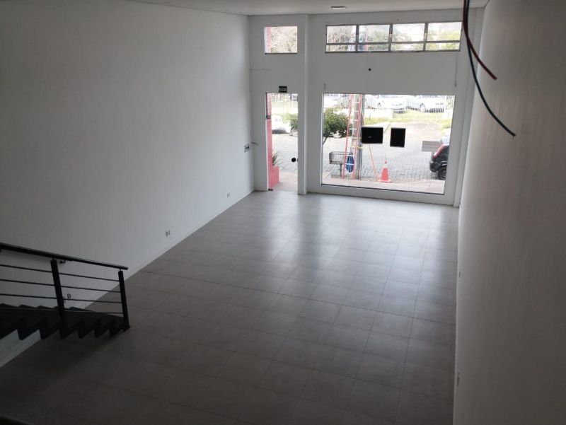 Sala com 1 banheiro e 144m² à venda no bairro Centro, Taquara
