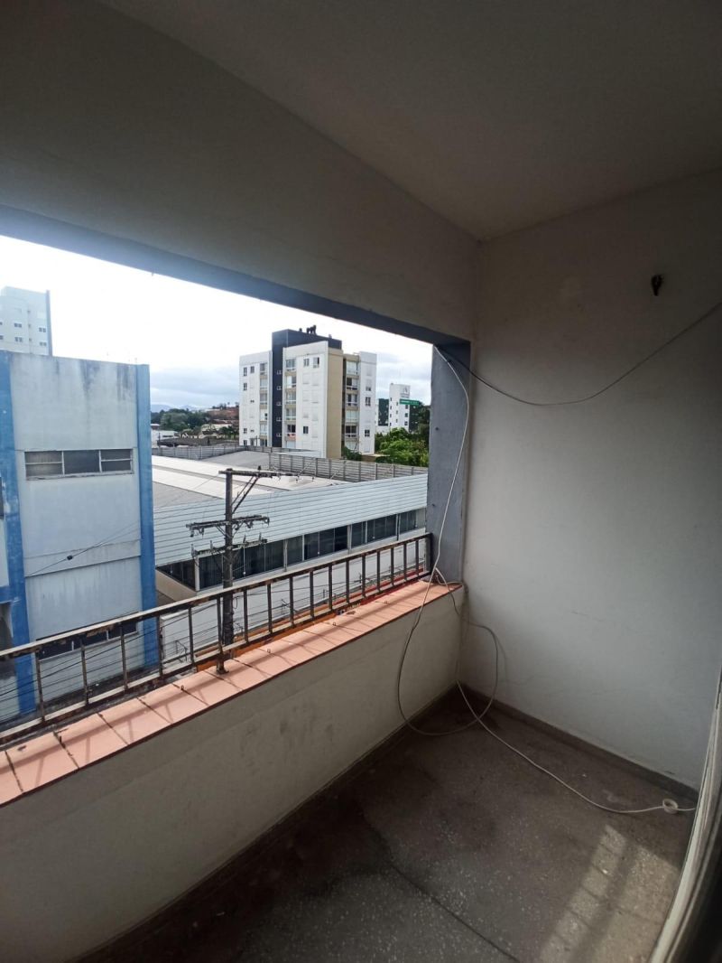 Apartamento com 2 quartos, 1 banheiro e 88m² à venda no bairro Centro, Taquara