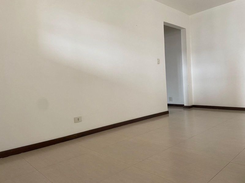 Apartamento com 3 quartos, 2 banheiros e 155m² à venda no bairro Centro, Taquara