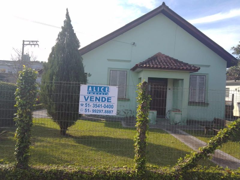 Casa com 4 quartos e 2 banheiros à venda no bairro Centro, Taquara