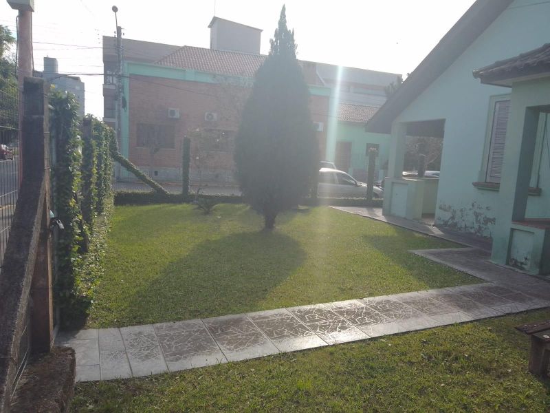 Casa com 4 quartos e 2 banheiros à venda no bairro Centro, Taquara