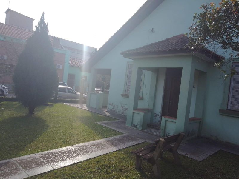 Casa com 4 quartos e 2 banheiros à venda no bairro Centro, Taquara