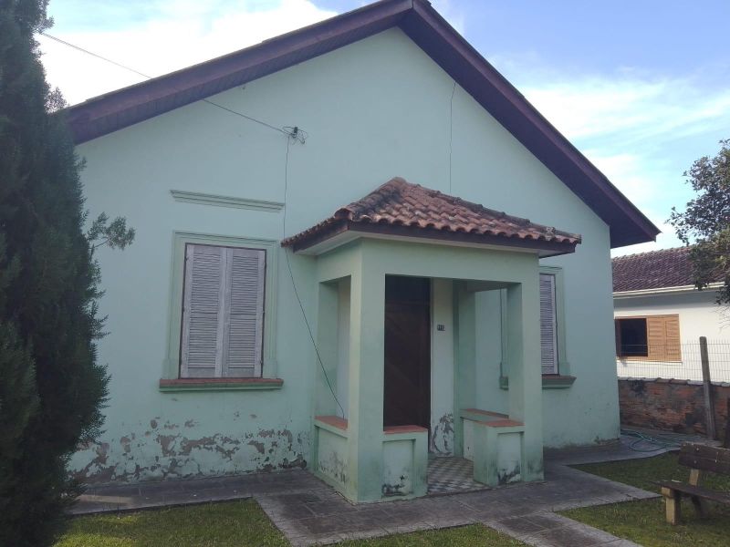 Casa com 4 quartos e 2 banheiros à venda no bairro Centro, Taquara