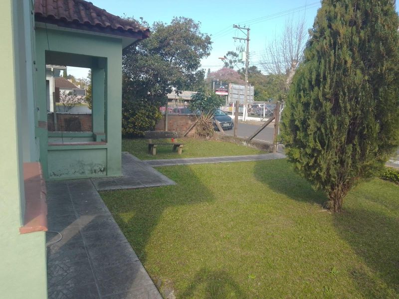 Casa com 4 quartos e 2 banheiros à venda no bairro Centro, Taquara