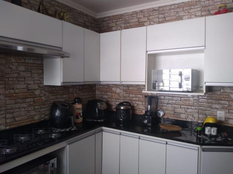 Apartamento com 2 quartos, 2 banheiros e 84m² à venda no bairro Centro, Taquara