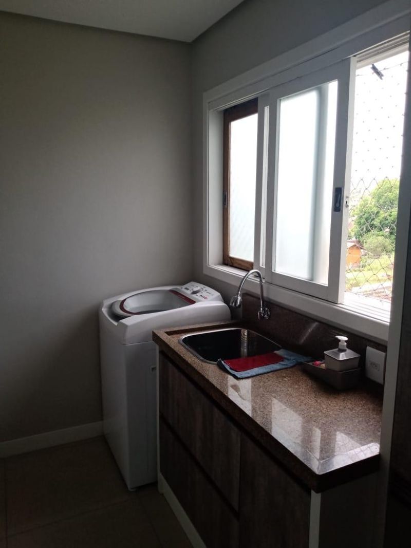 Apartamento com 2 quartos, 2 banheiros e 88m² à venda no bairro Centro, Taquara