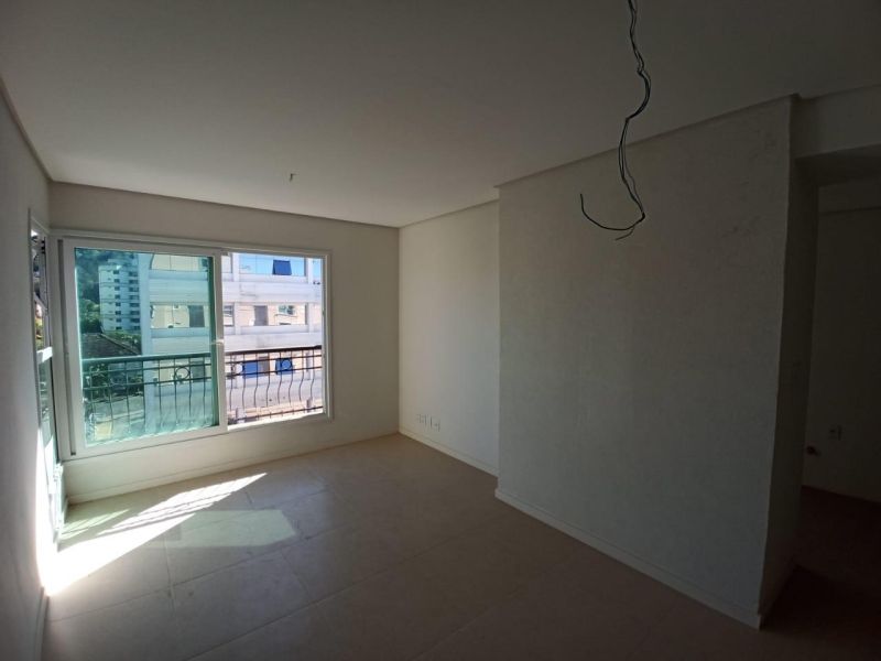 Apartamento com 1 quarto, 1 banheiro e 65m² à venda no bairro Centro, Taquara