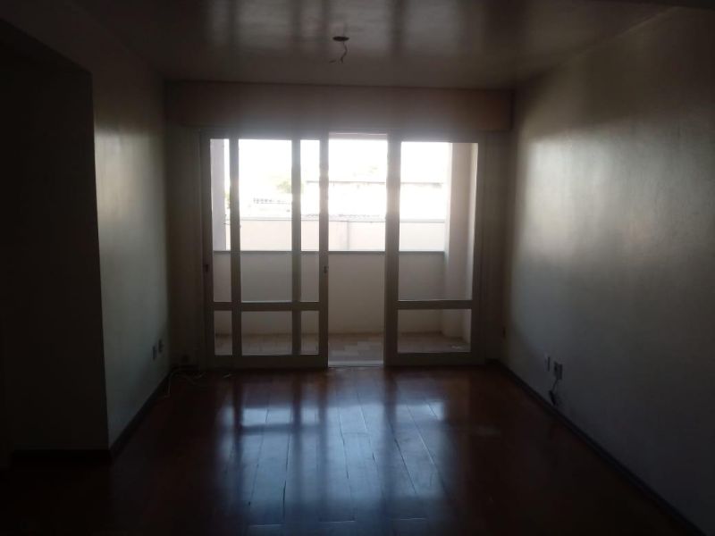 Apartamento com 2 quartos, 1 banheiro e 82m² à venda no bairro Centro, Taquara