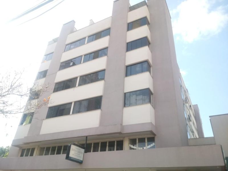 Apartamento com 2 quartos, 1 banheiro e 82m² à venda no bairro Centro, Taquara